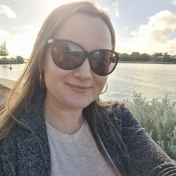 Meet your Posher, Kristi - Picture 1 of 1